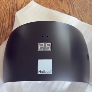 Nailboo Black LED Display Device